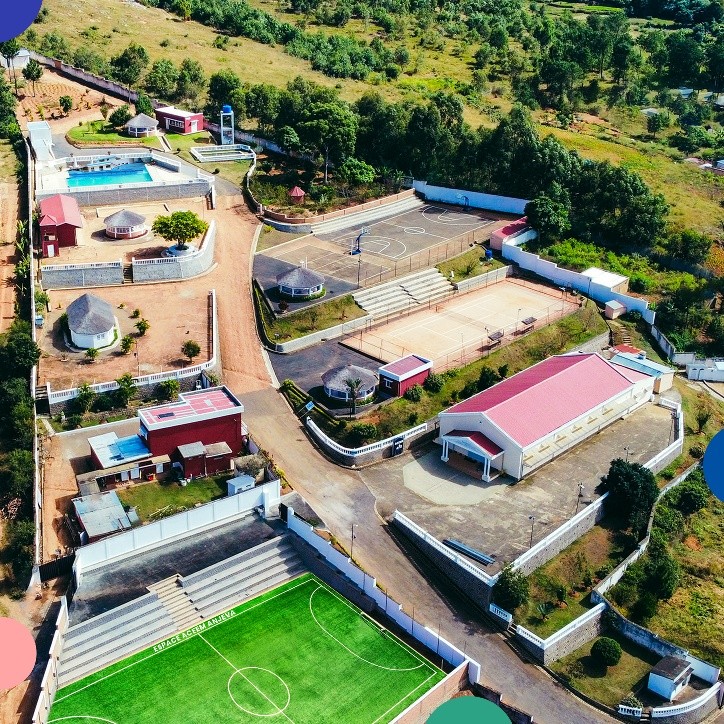 Vue du campus Anjeva de l'UACEEM